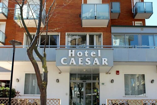 Гостиница Caesar в Пезаро