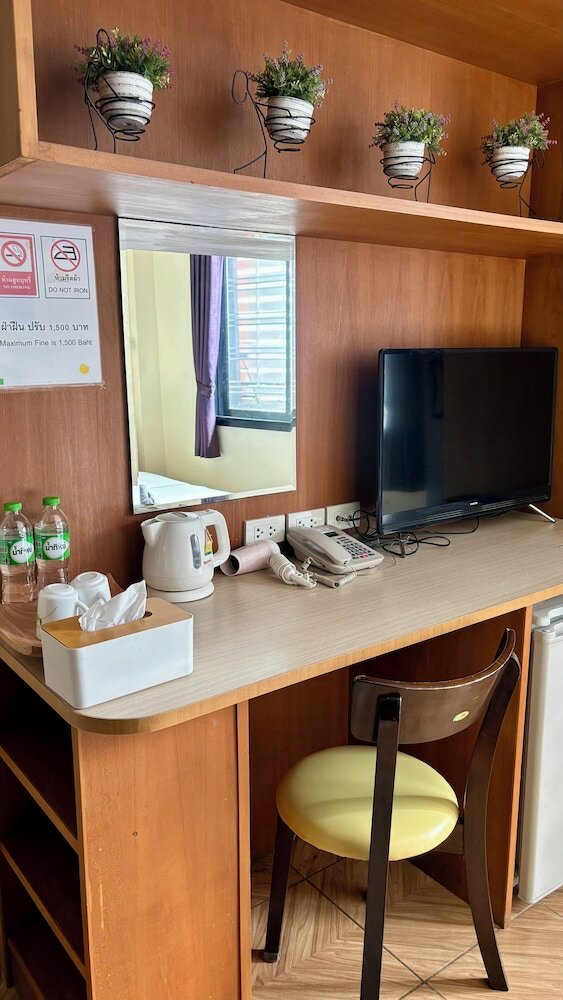 Фото Double D Rooms & Cafe