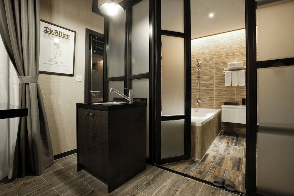 Фото CS Premier Hotel