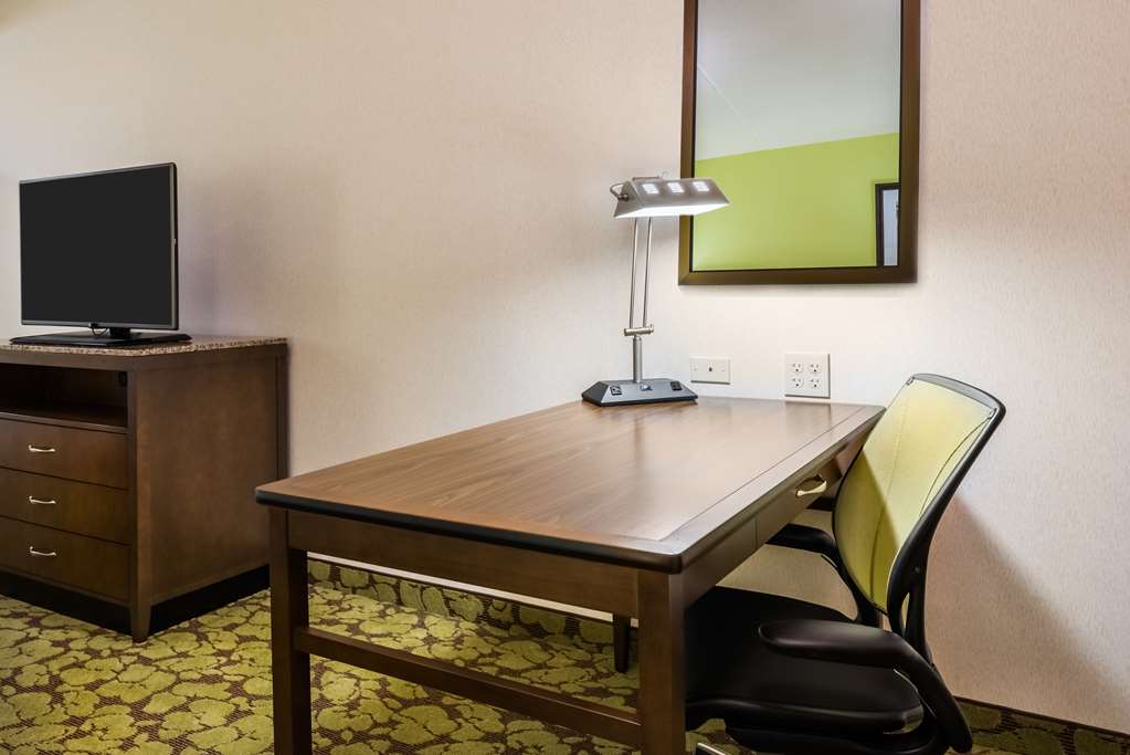 Фото Hilton Garden Inn Wayne