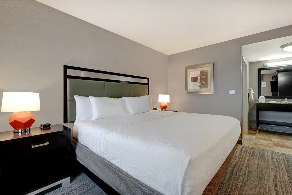 Фото Hampton Inn & Suites Seattle/Federal Way