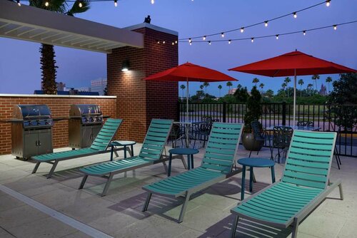 Гостиница Home2 Suites by Hilton Orlando Near Universal в Уинтер Гарден