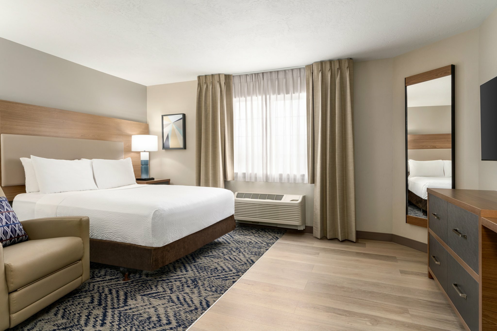 Фото Candlewood Suites Boise Towne Square