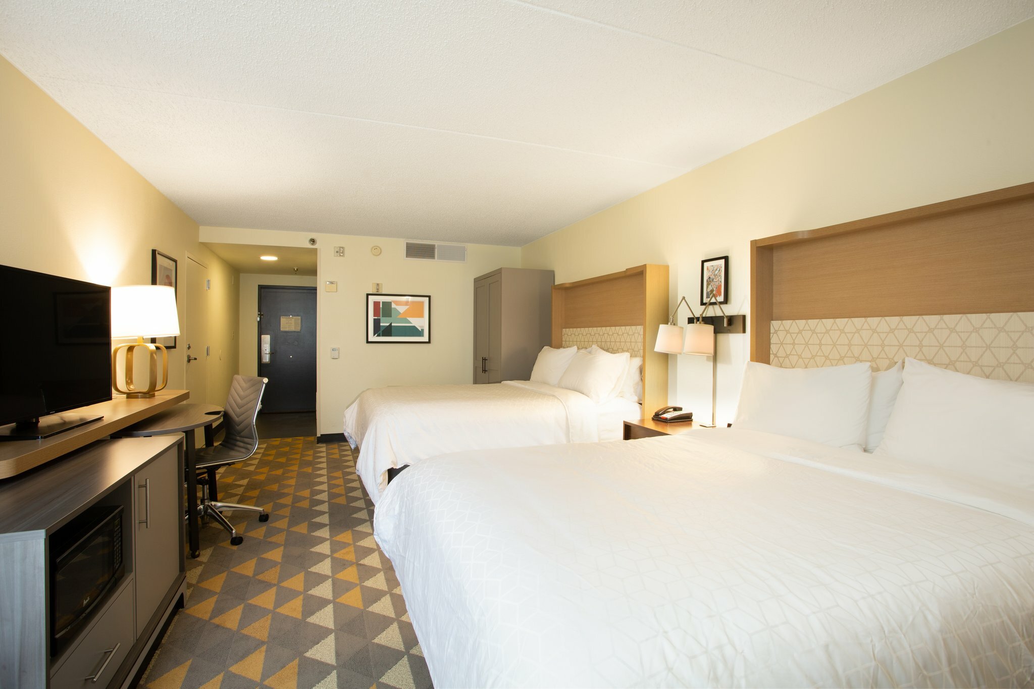 Фото Holiday Inn Morgantown - Reading Area, an Ihg Hotel