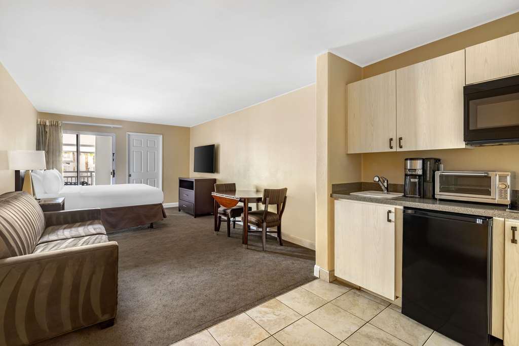 Фото Palm Canyon Resort