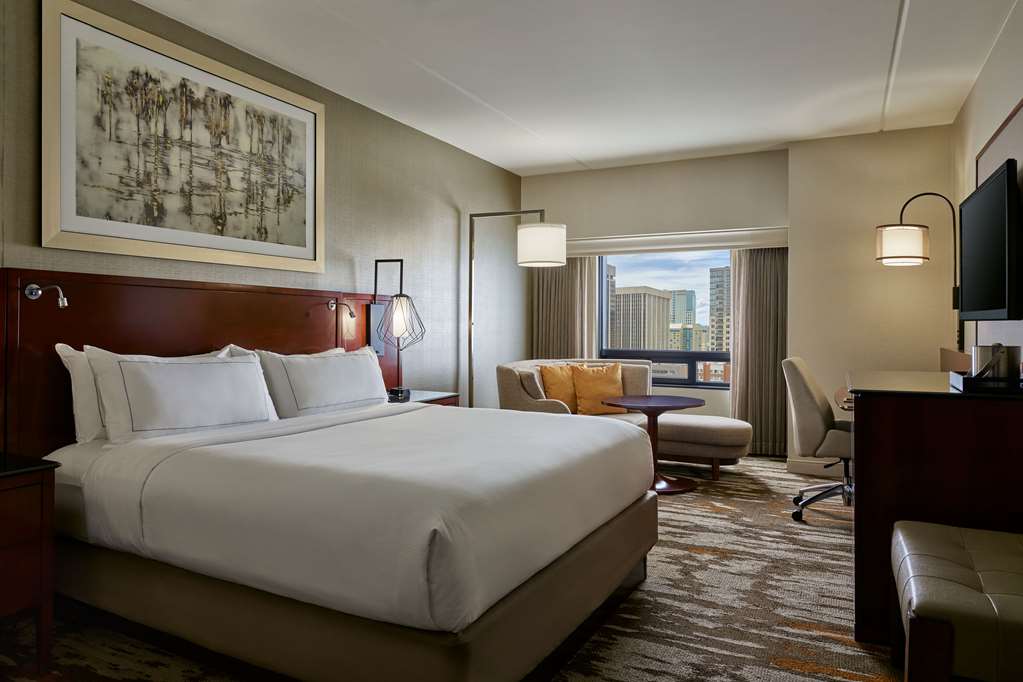 Фото Hilton Denver City Center