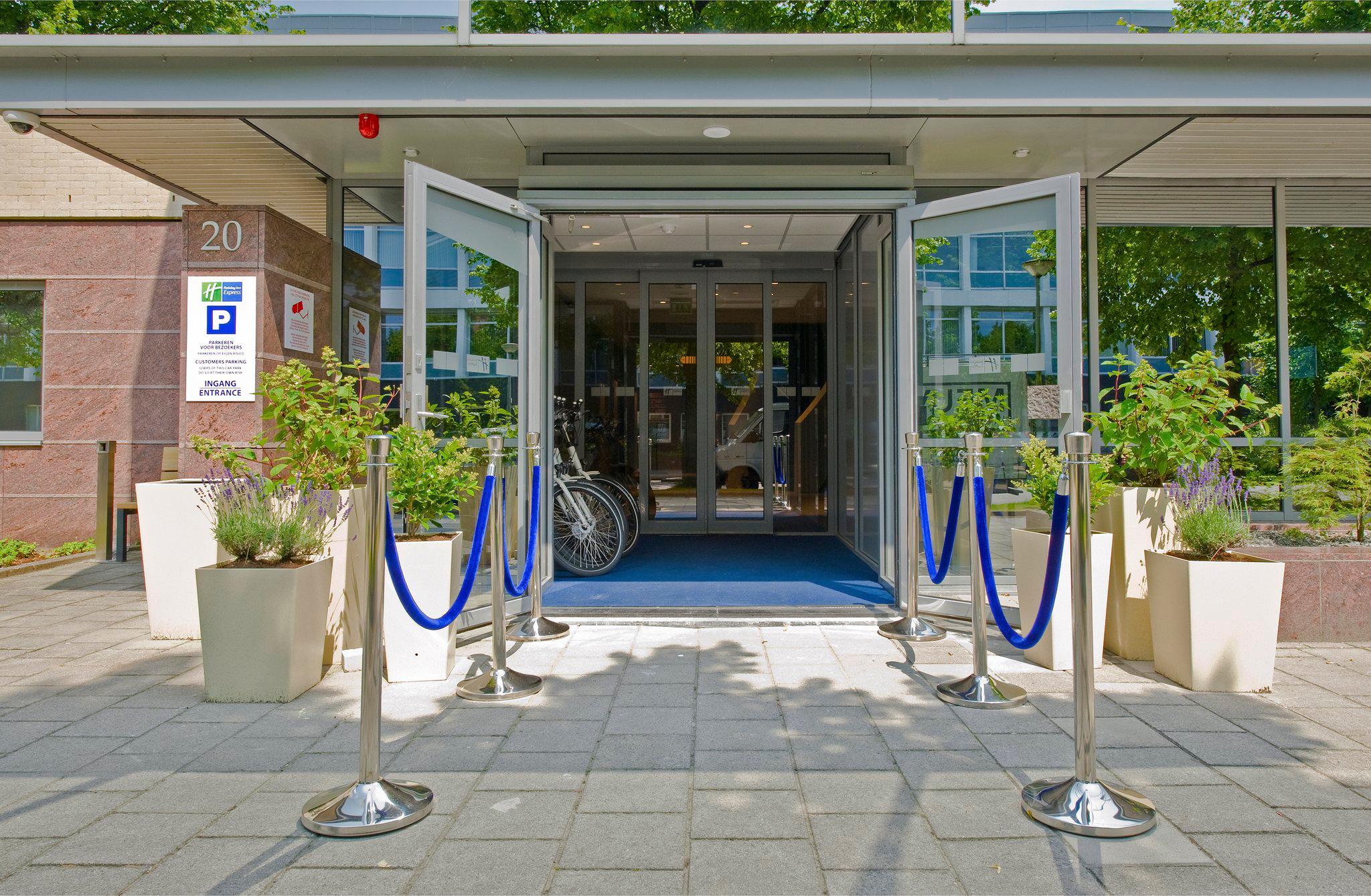 Фото Holiday Inn Express Amsterdam - South, an Ihg Hotel