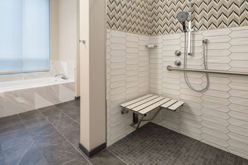 Фото Embassy Suites by Hilton Seattle Downtown Pioneer Square