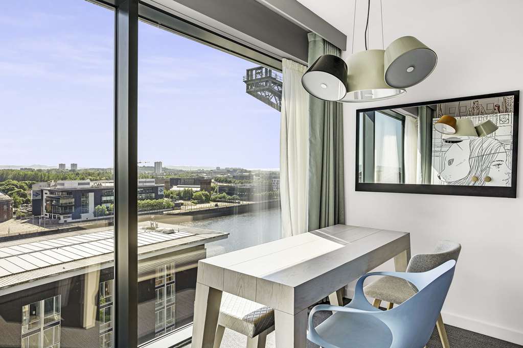 Фото Radisson Red Glasgow