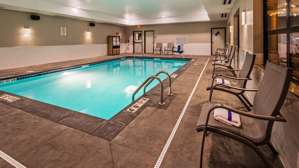 Фото Best Western Premier Ankeny Hotel