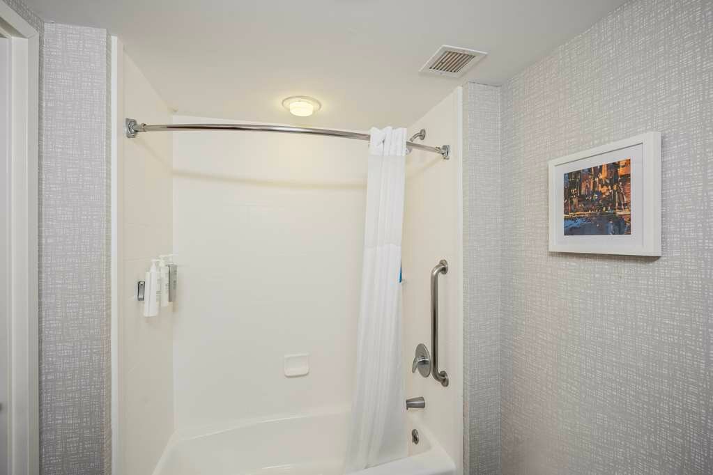 Фото Hampton Inn Ridgefield Park