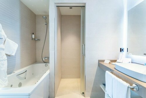 Гостиница Hotel Lava Beach в Тиасе