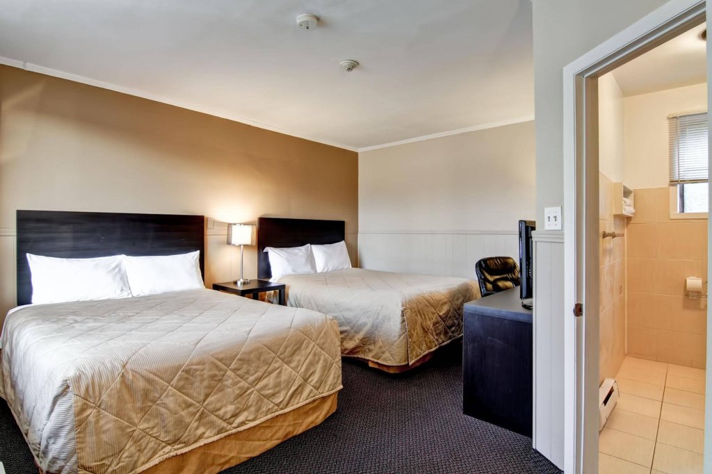 Фото Hotel Richmond Hill On North