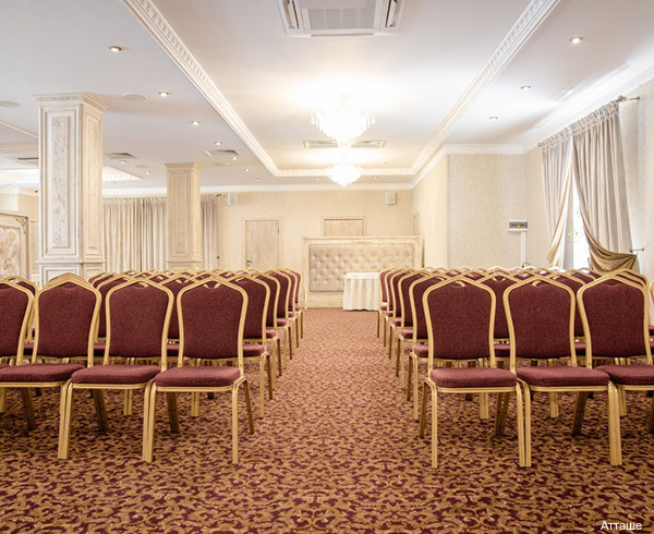 Фото Атташе