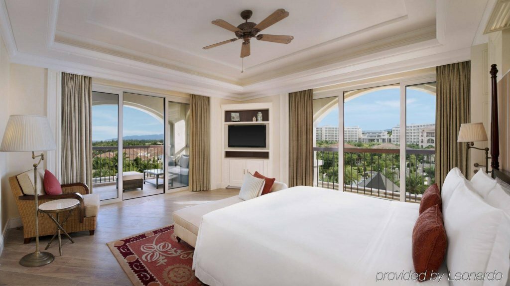 Hotel The Royal Begonia Sanya, Sanya, photo