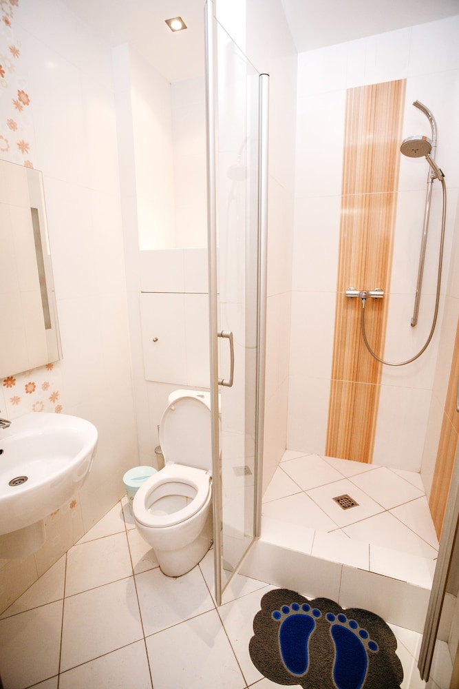 Фото O2 Capsul Hotel