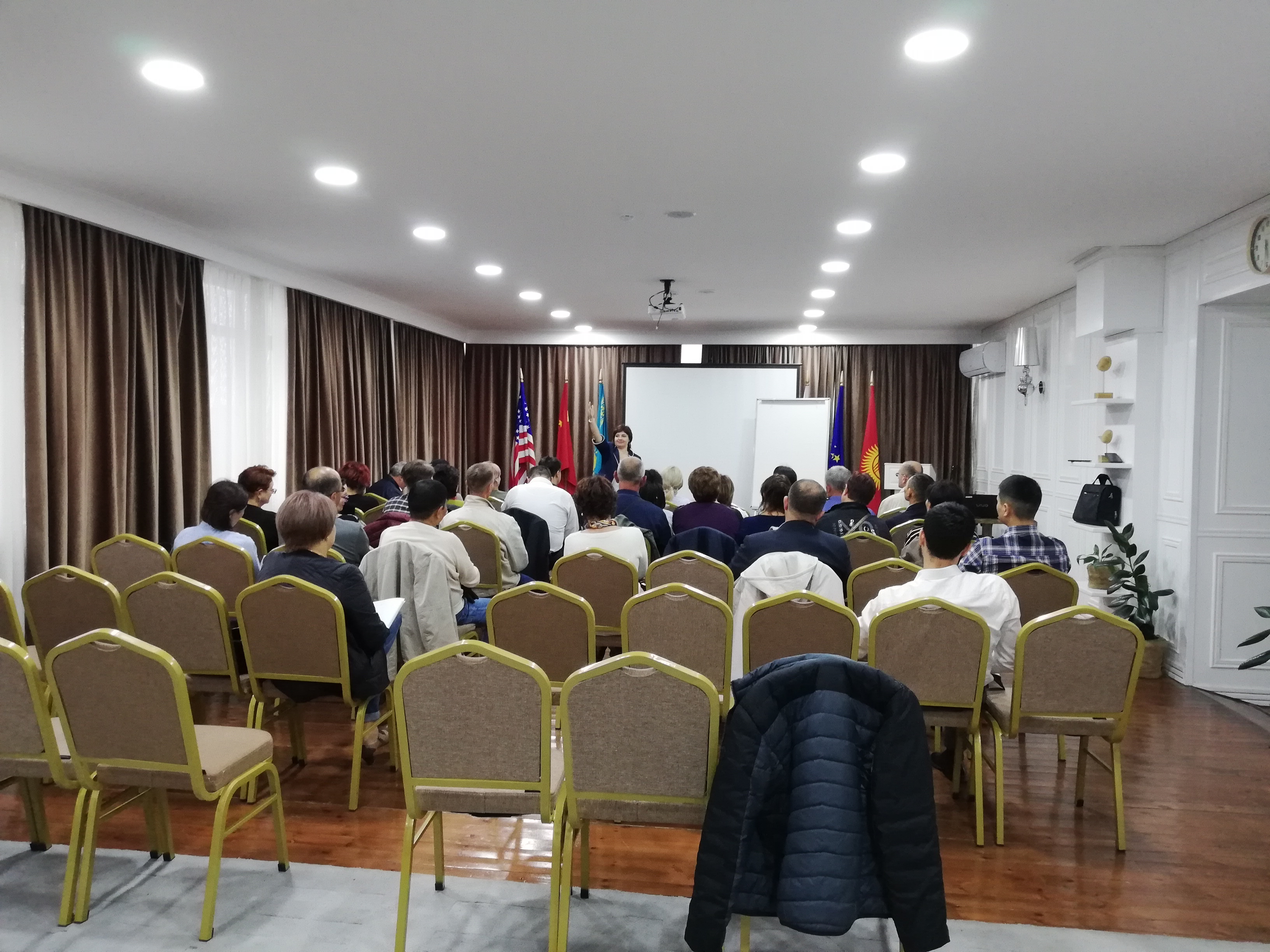 Фото Garden Hotel Bishkek