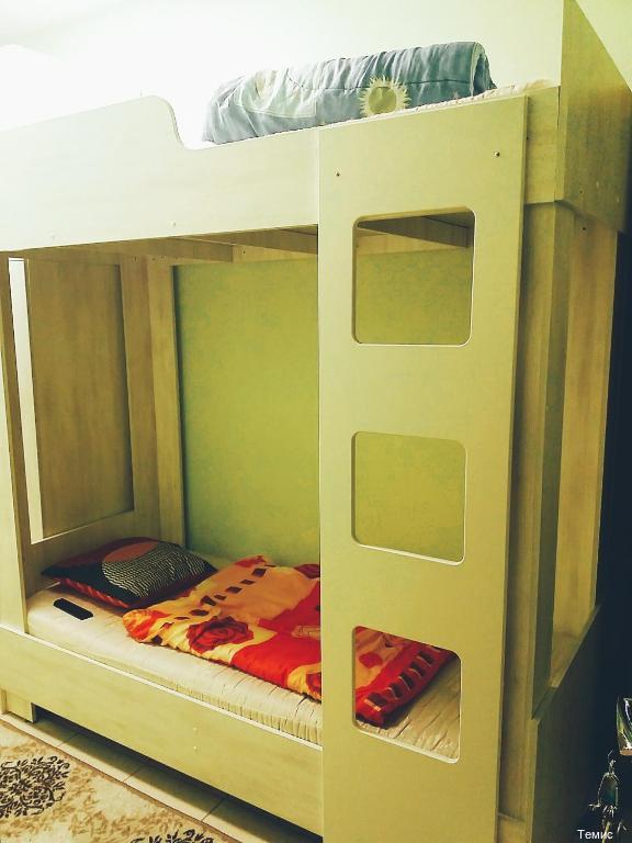 Фото Темис на Маркса