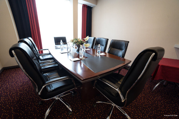 Фото Avenue Park Hotel