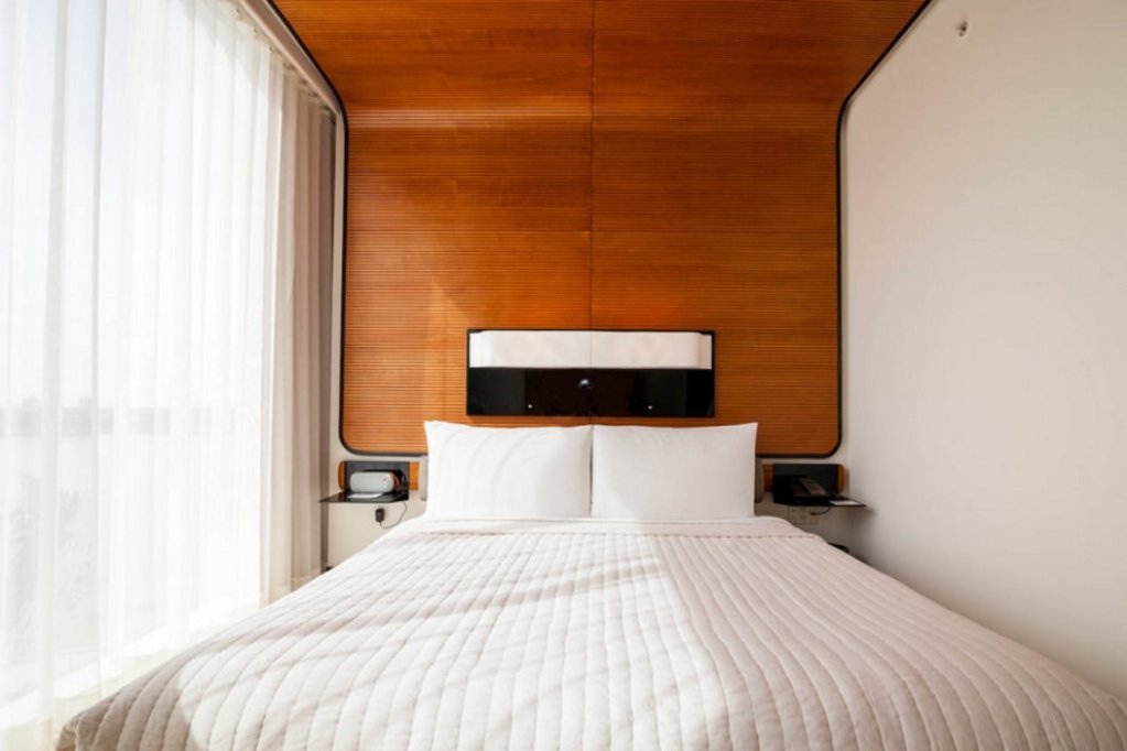 Фото The Standard High Line