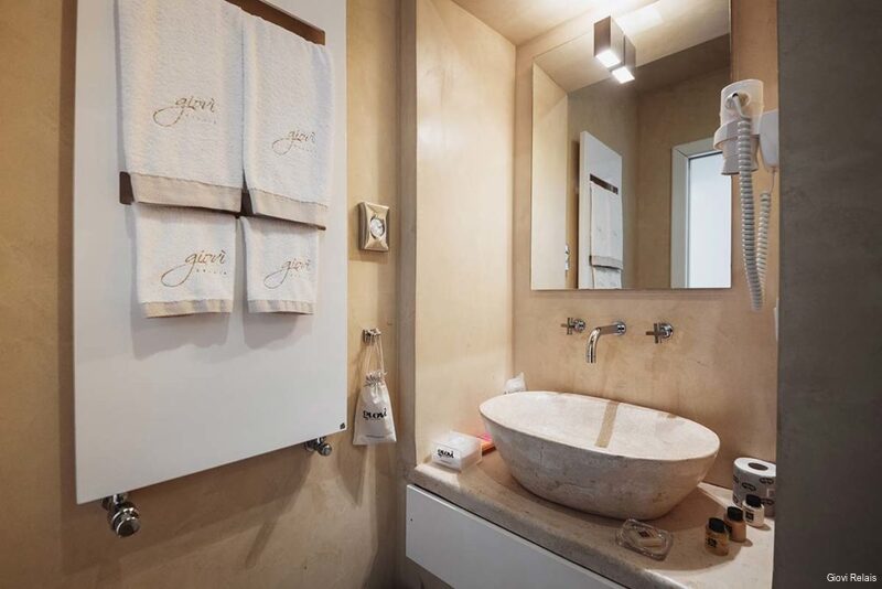 Фото Giov Relais