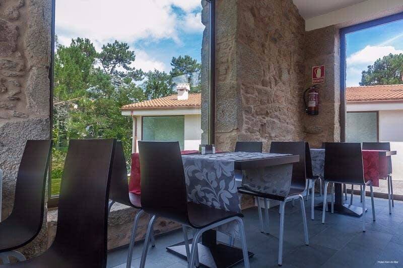 Фото Hotel Alén do mar