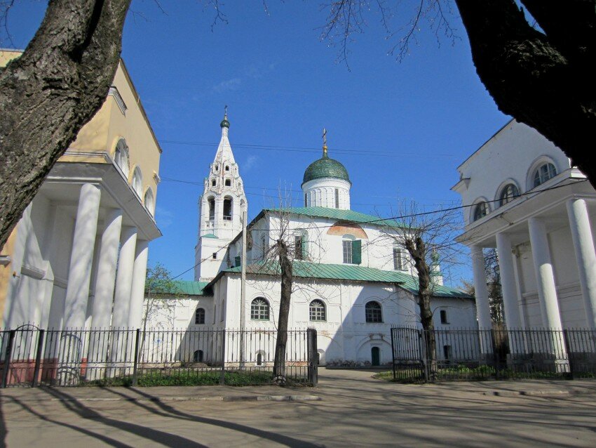 Церковб Никола посалкого