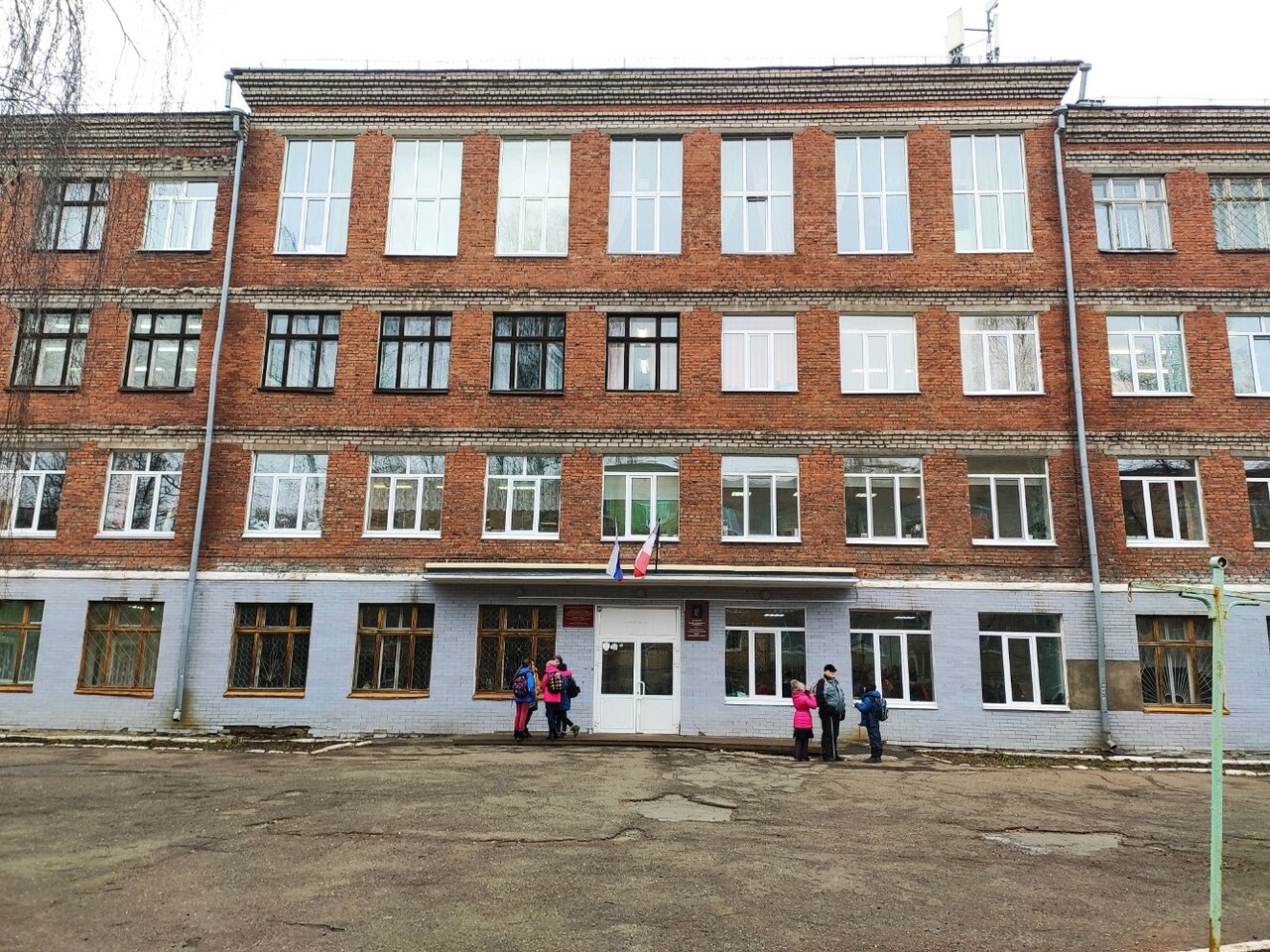 Ижевск школа 35 фото School № 40, school, Ижевск, Красногеройская улица, 28А - Yandex Maps