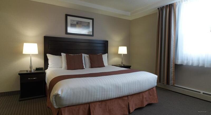 Фото Regency Suites Hotel