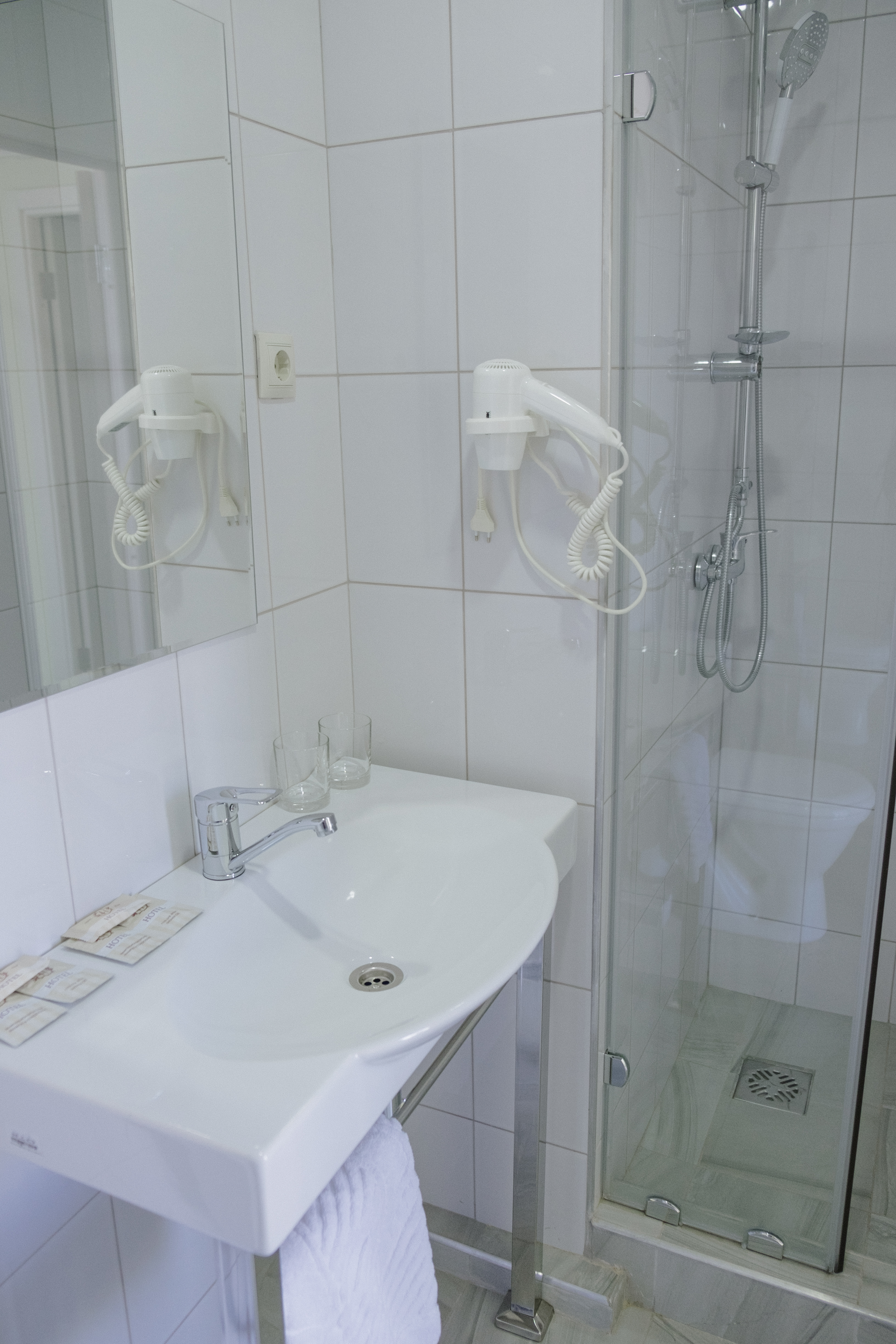 Фото Central Inn Conference Hotel