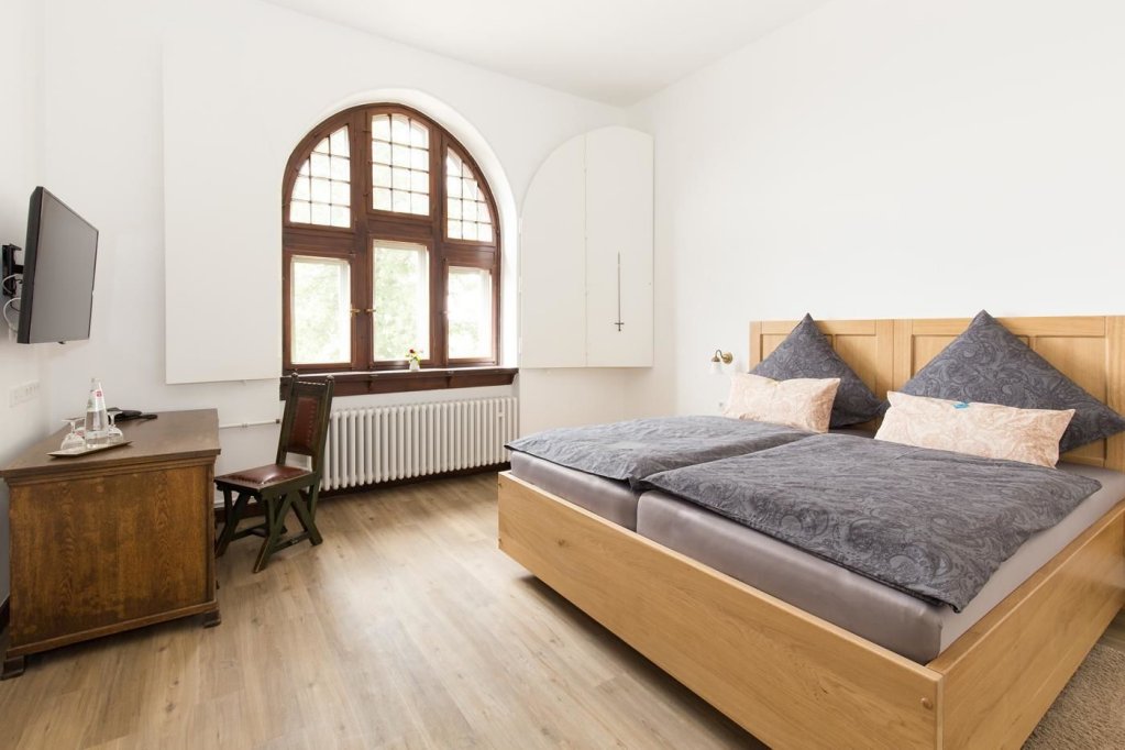 Фото Altes Amtsgericht Oppenheim