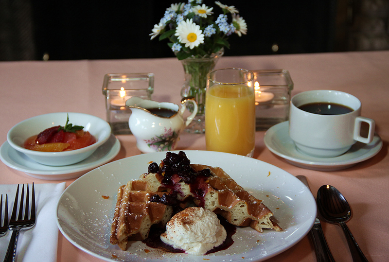 Фото Kelley & Young Wine Garden Inn