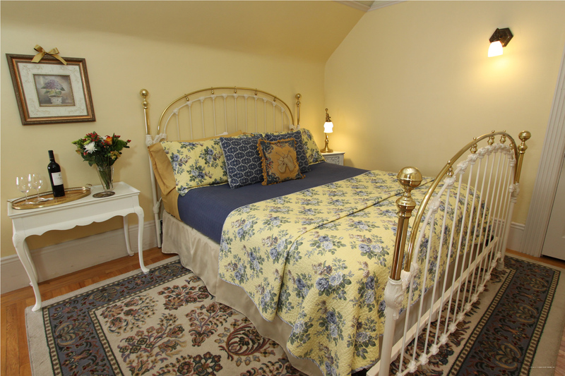 Фото Kelley & Young Wine Garden Inn