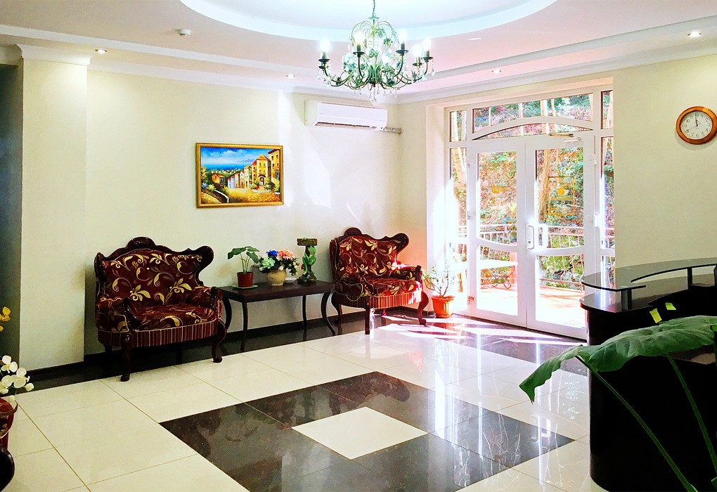 Фото отеля 2