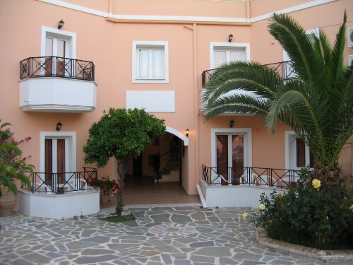 Фото Doras Zante Studios & Apartments