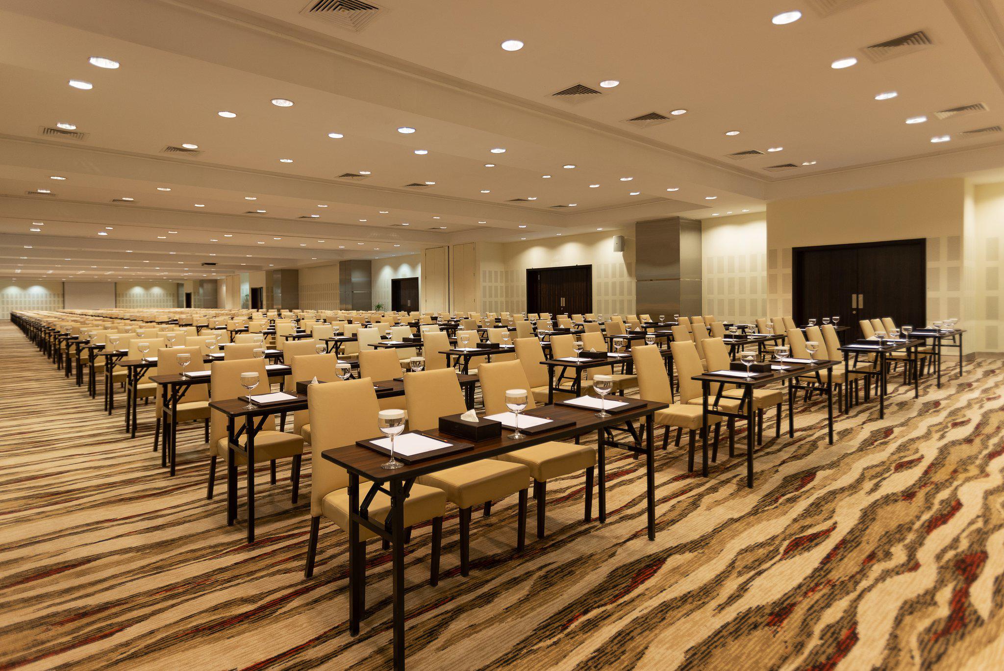 Фото Crowne Plaza Riyadh Rdc Hotel & Convention, an Ihg Hotel