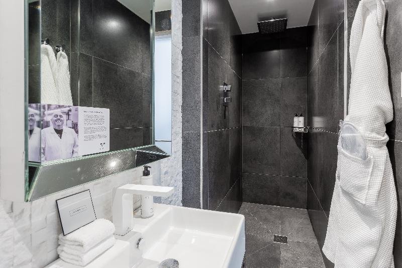 Фото The Inn On The Mile