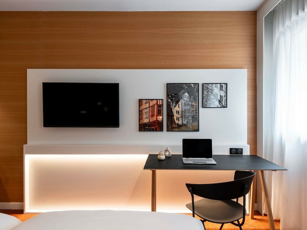 Фото Hôtel Mercure Rouen Centre Champ de Mars