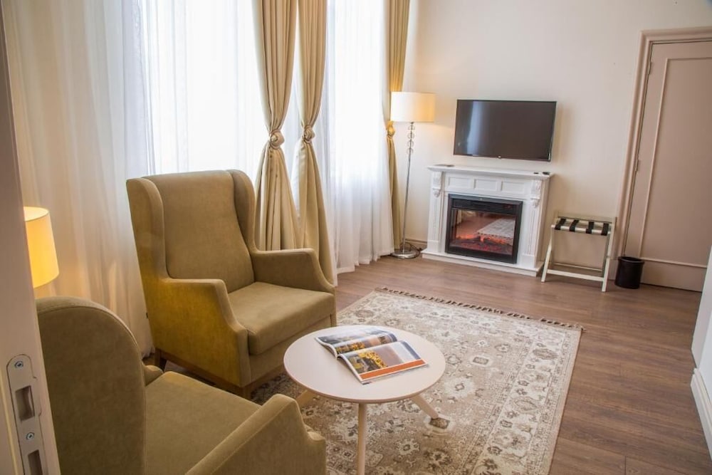 Фото Boutique 19 Hotel