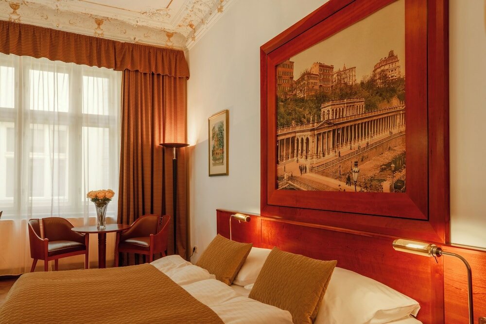 Фото Hotel La Bohemia