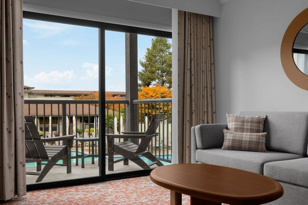 Фото Valley River Inn