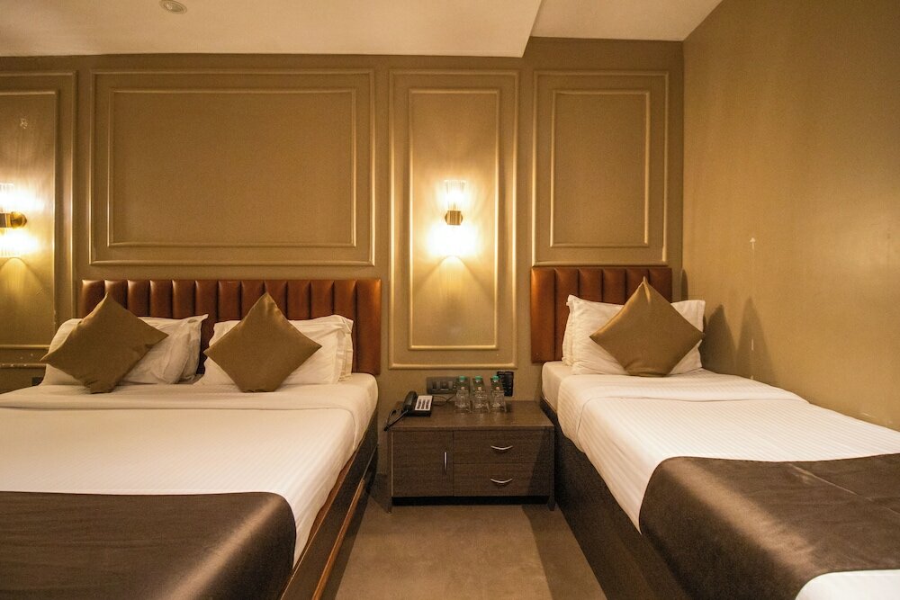 Фото Gulf Hotel Colaba