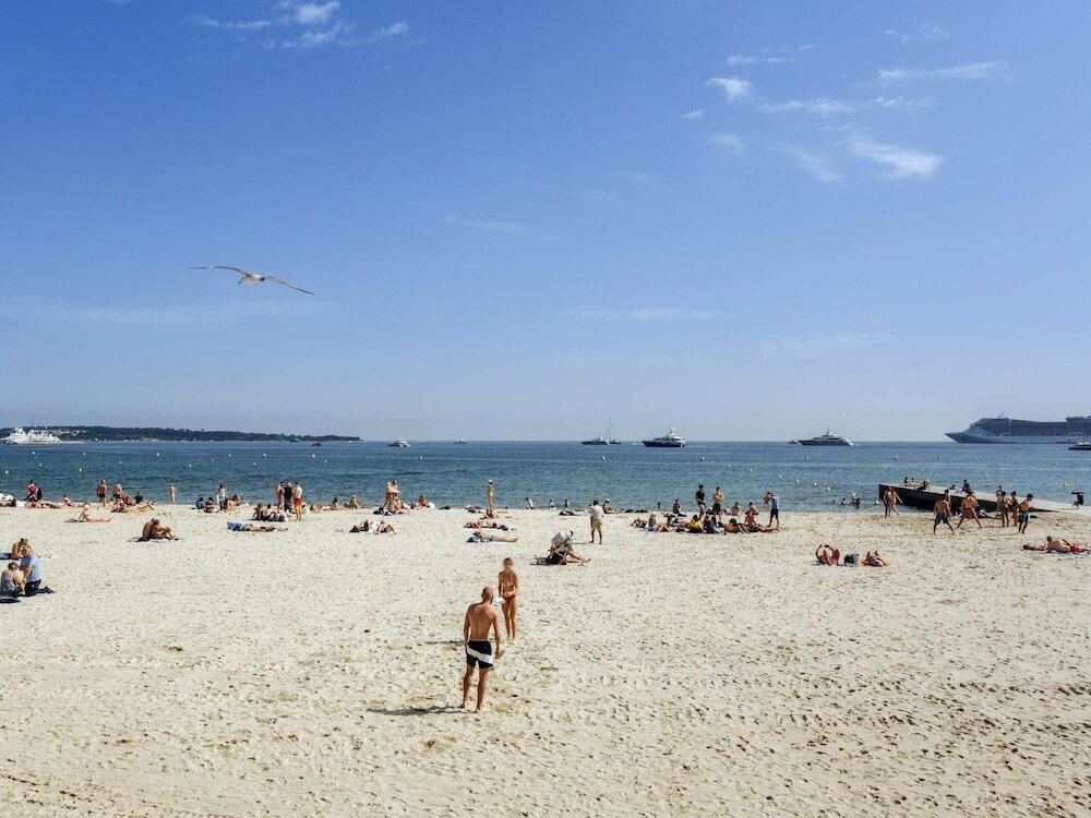 Фото Ibis budget Cannes Centre Ville