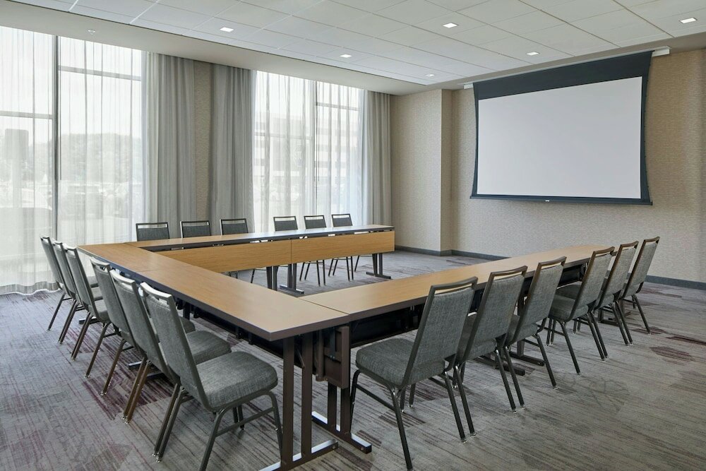 Фото Courtyard by Marriott Albany Airport