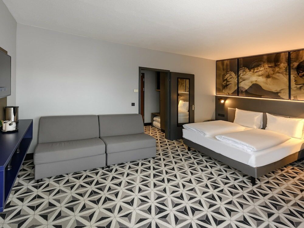 Фото Mercure Hotel Freiburg Am Muenster