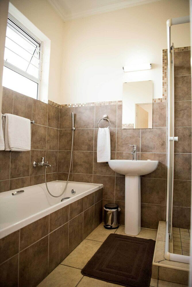 Фото Amohela Guesthouse