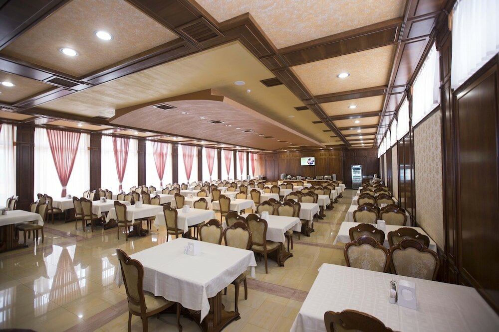 Фото Отель Россия