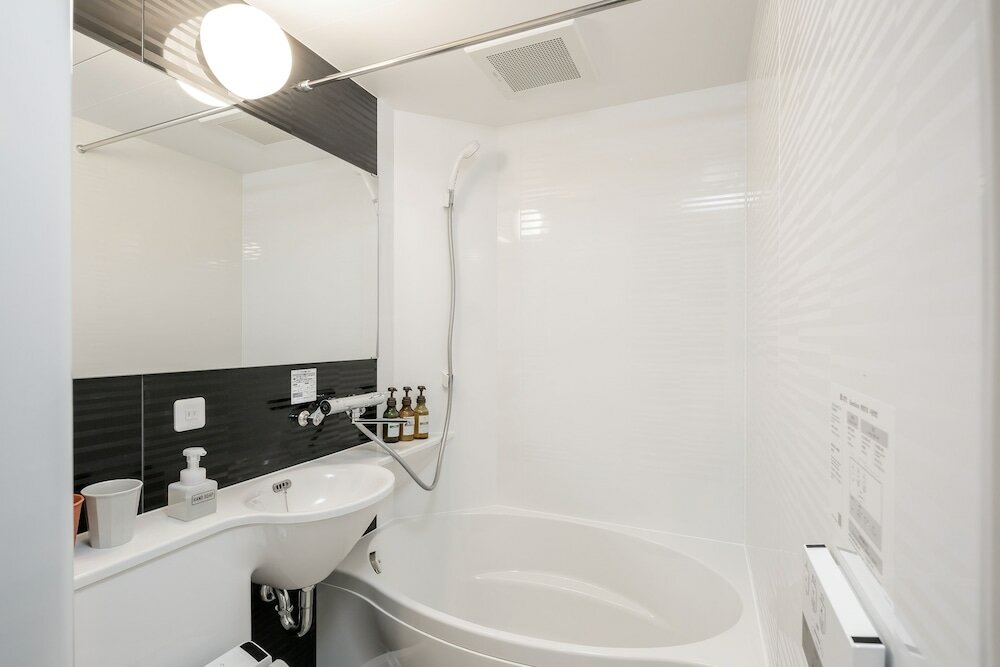 Фото M's Hotel Nijojo Oike