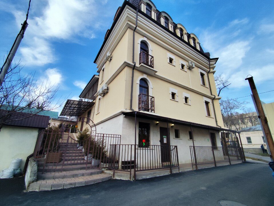 Фото Роза Кавказа
