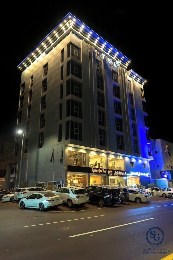 Фото Signature Guest Hotel